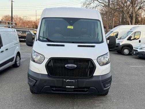 2022 Ford Transit-250 Base