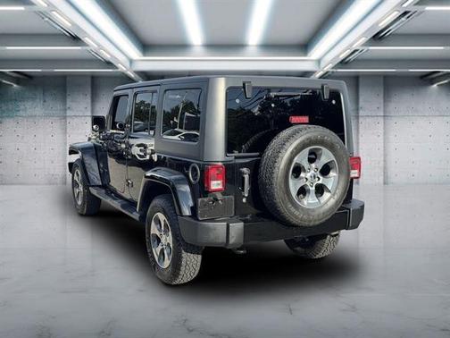 2017 Jeep Wrangler Unlimited Sahara