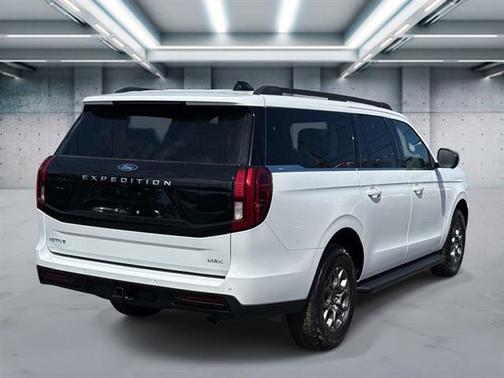 Oxford White 2025 Ford Expedition Max Active