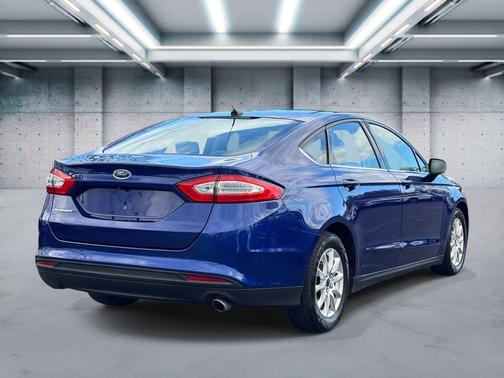 2016 Ford Fusion S