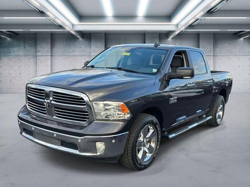2018 RAM 1500 SLT