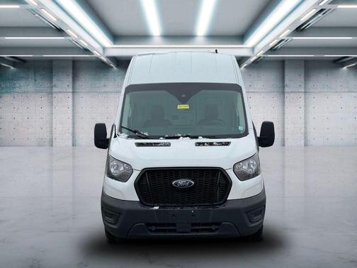 2022 Ford Transit-250 Base
