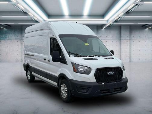 2022 Ford Transit-250 Base