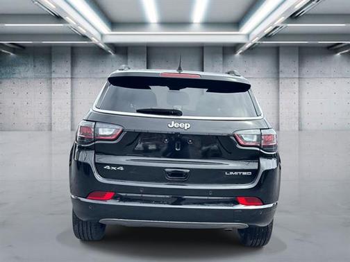 Diamond Black 2024 Jeep Compass Limited