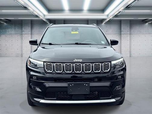 Diamond Black 2024 Jeep Compass Limited
