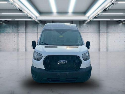 2022 Ford Transit-250 Base