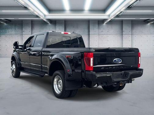 2022 Ford F-450 Lariat
