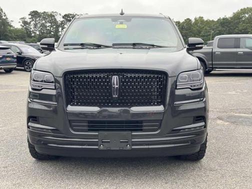 2023 Lincoln Navigator L Reserve