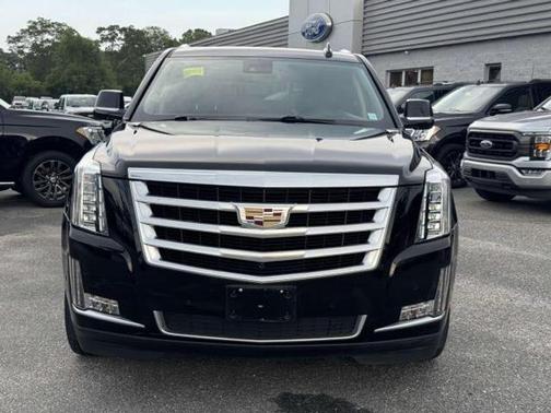 2020 Cadillac Escalade Luxury