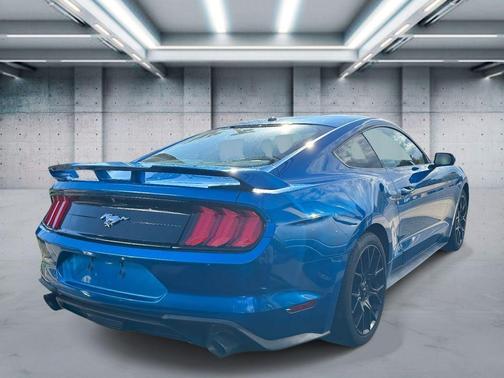 2019 Ford Mustang I4