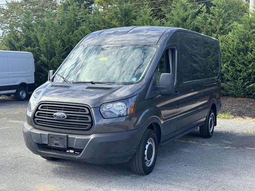 2019 Ford Transit-250 148 WB Medium Roof Cargo