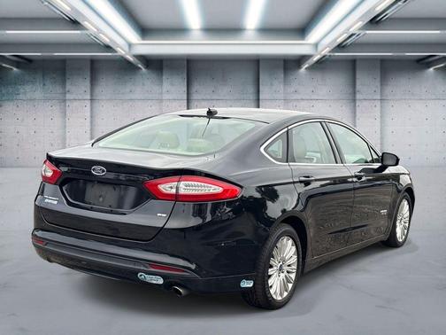2016 Ford Fusion Energi SE Luxury