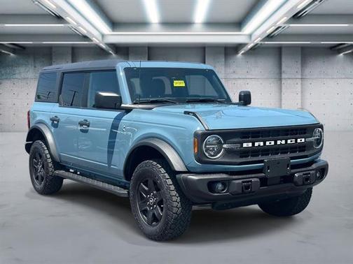 Area 51 2022 Ford Bronco Black Diamond Advanced