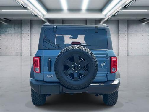 Area 51 2022 Ford Bronco Black Diamond Advanced