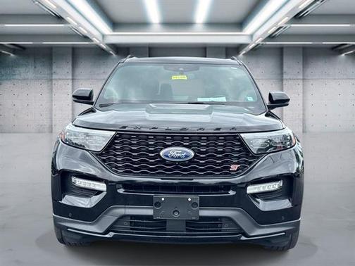 Agate Black 2023 Ford Explorer ST