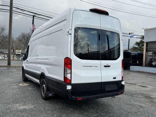 2023 Ford Transit-250 Base