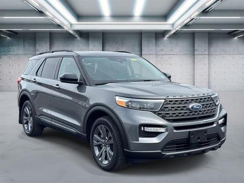 Carbonized Gray 2023 Ford Explorer XLT