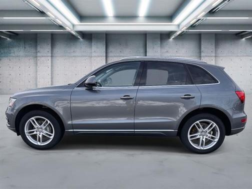 2017 Audi Q5 2.0T Premium Plus