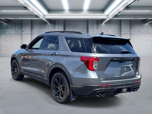Carbonized Gray 2023 Ford Explorer ST