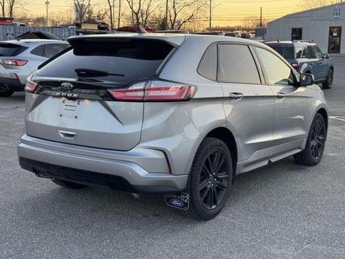 2022 Ford Edge ST-Line