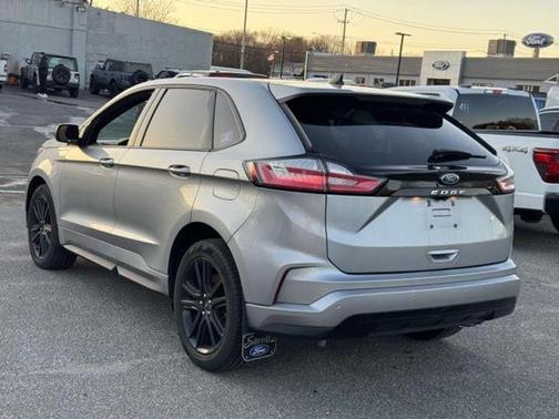 2022 Ford Edge ST-Line