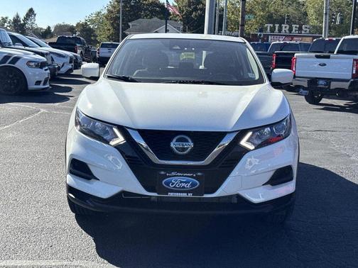 2022 Nissan Rogue Sport S