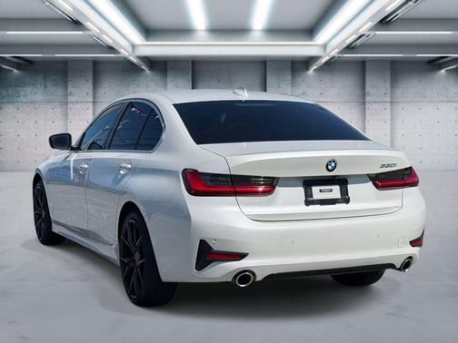2020 BMW 330 i xDrive