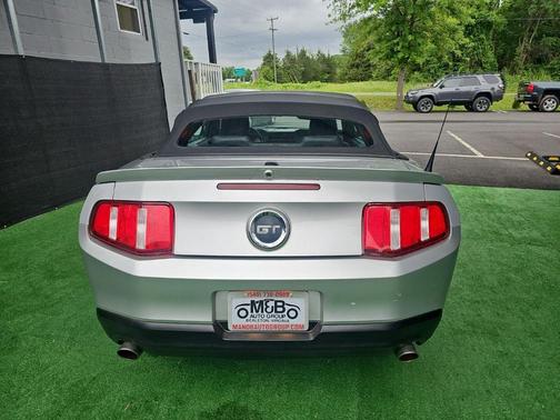 Black 2010 Ford Mustang GT Premium