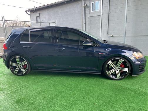 2017 Volkswagen Golf GTI 2.0T Autobahn 4-Door