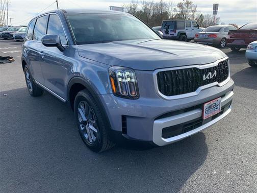 2024 Kia Telluride LX
