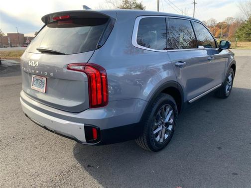 2024 Kia Telluride LX