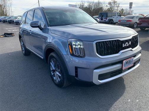 2024 Kia Telluride LX