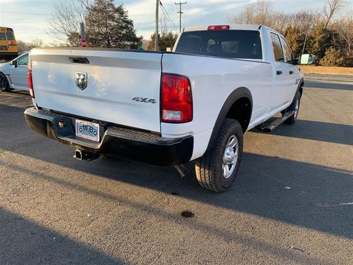 2018 RAM 3500 Tradesman Crew Cab 4x4 8' Box
