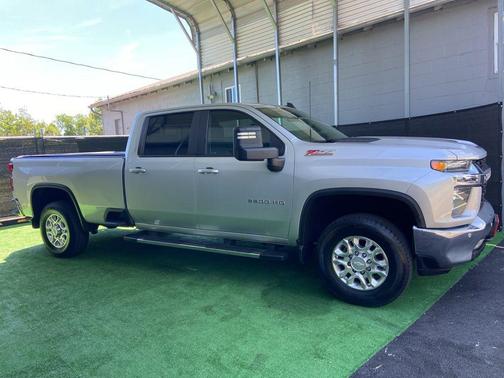 Silver Ice Metallic 2020 Chevrolet Silverado 2500 LT