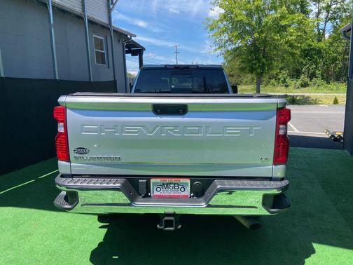Silver Ice Metallic 2020 Chevrolet Silverado 2500 LT