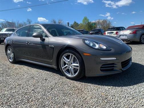2014 Porsche Panamera 4