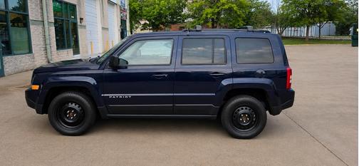 True Blue Pearlcoat 2014 Jeep Patriot Sport