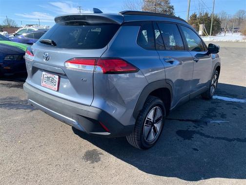 2022 Toyota Corolla Cross LE