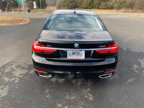 2018 BMW 750 i xDrive