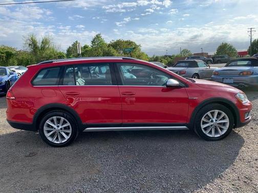 2017 Volkswagen Golf Alltrack TSI SEL
