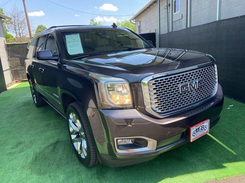 Iridium Metallic 2016 GMC Yukon XL Denali