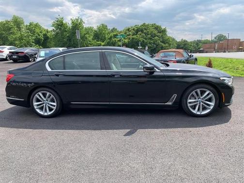 2018 BMW 750 i xDrive