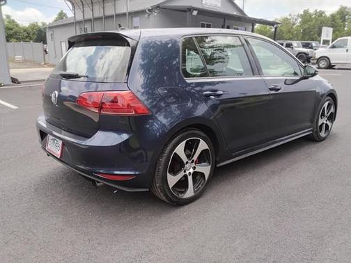 2015 Volkswagen Golf GTI 2.0T S 4-Door