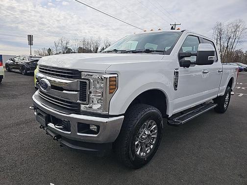 Oxford White 2019 Ford F-250 XLT