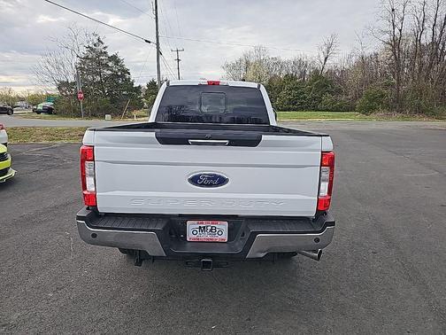 Oxford White 2019 Ford F-250 XLT