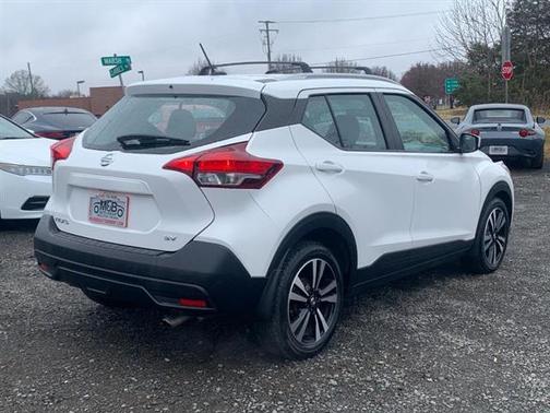 2018 Nissan Kicks SV