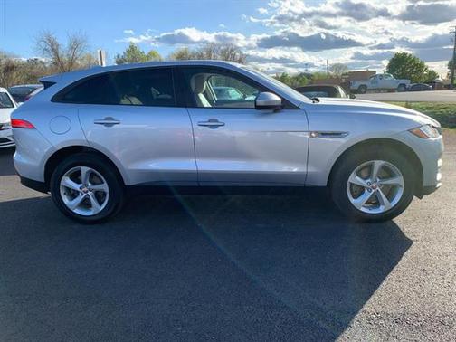 2018 Jaguar F-PACE 30t Premium