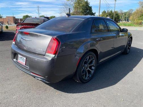 Granite Crystal Metallic Clearcoat 2018 Chrysler 300 S