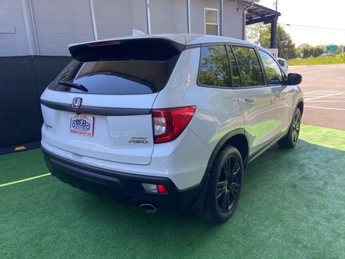 Platinum White Pearl 2021 Honda Passport AWD Sport