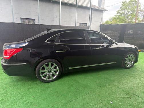 Black Noir Pearl 2012 Hyundai Equus Ultimate